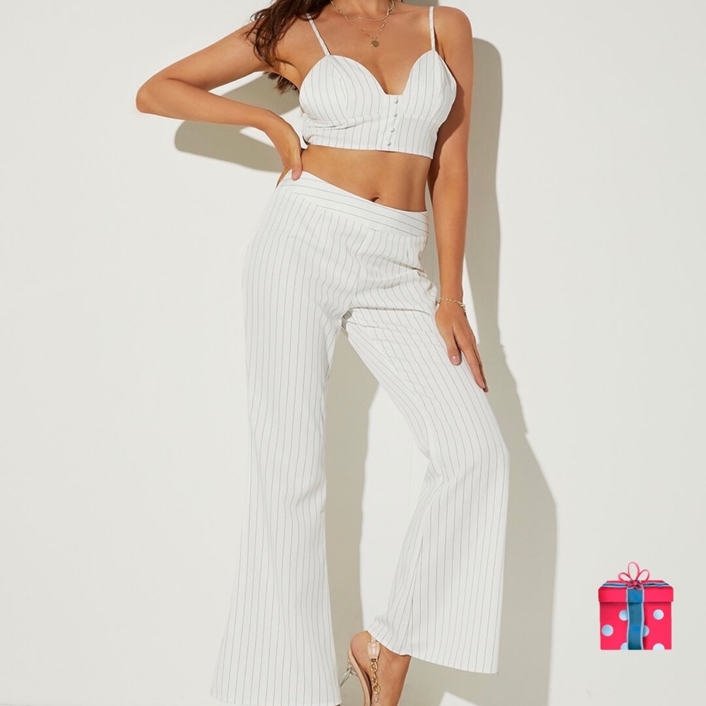 Crop top and pants set